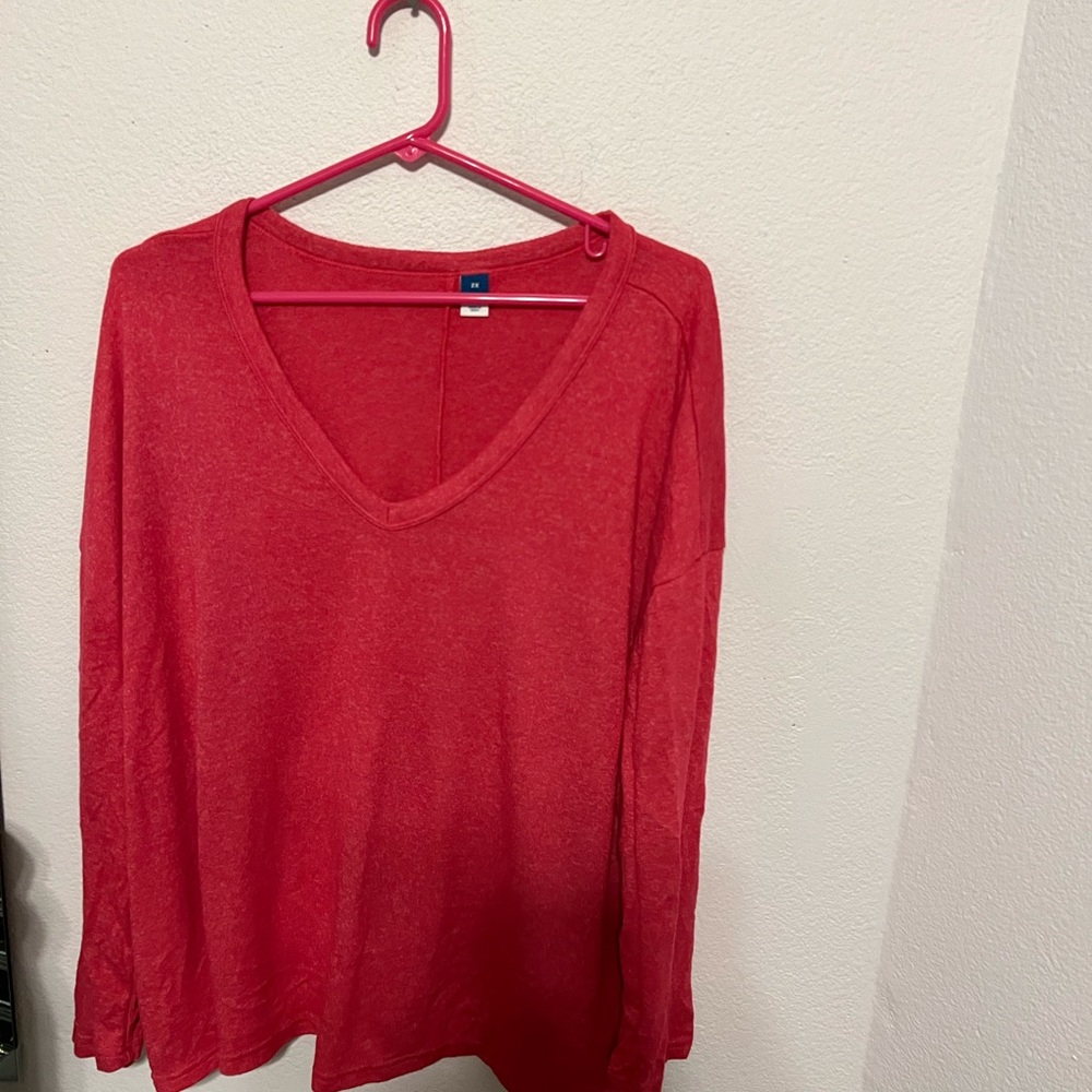 Super soft fuchsia pink Old Navy long sleeve V neck T